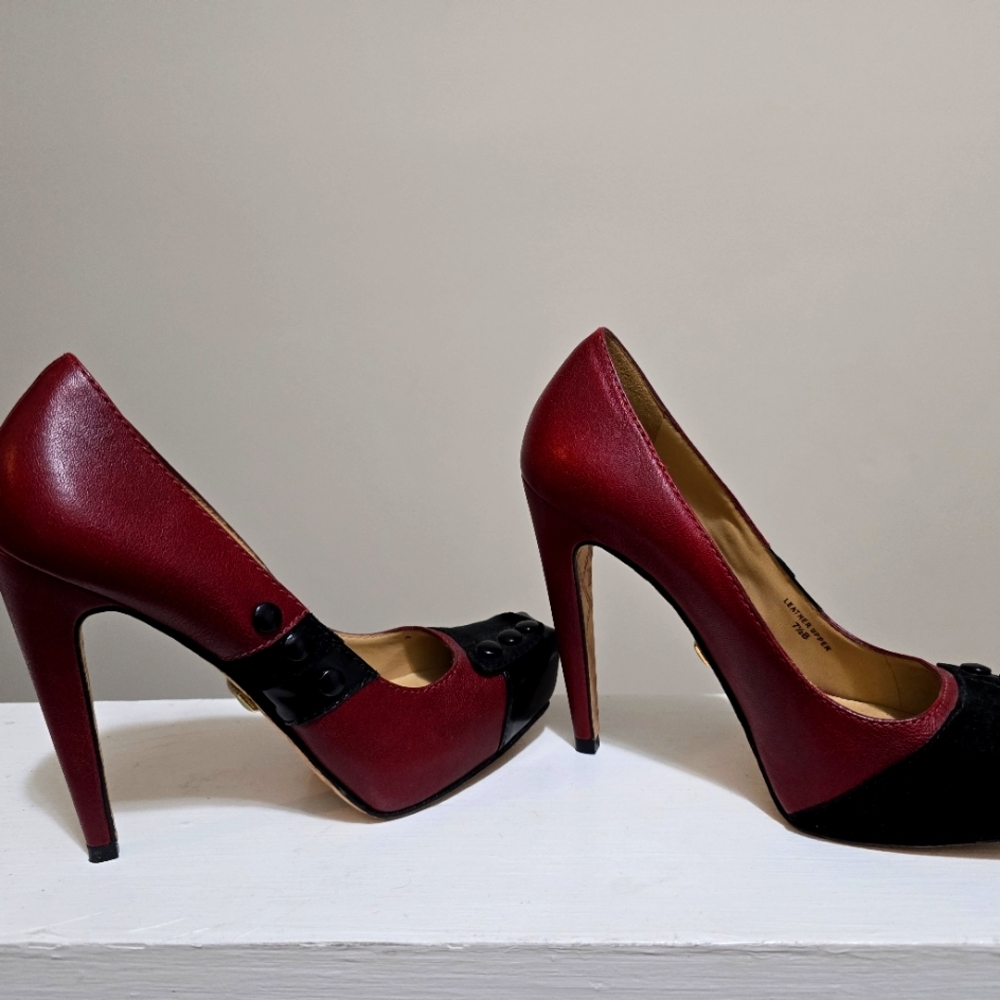 Gently worn Chic Cranberry Red and Black Women's L.A.M.B. Heels
